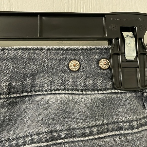 CAbi Slim Boyfriend Gray Wash Jeans Size 2 - Picture 9 of 10